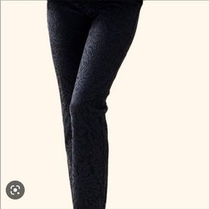 NWOT - Lilly Pulitzer black lace pants woman’s Sz 6